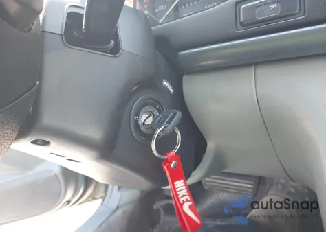 1994 Honda Accord Ex/Ex-R z USA, uszkodzony, nr VIN 1HGCD565XRA060376